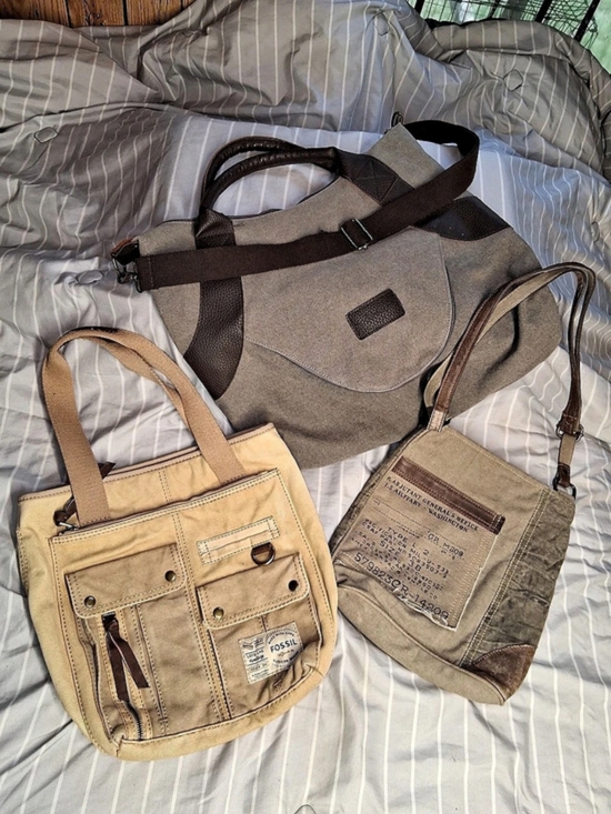 Fossil Handbags - Three Messenger Bag Bundle